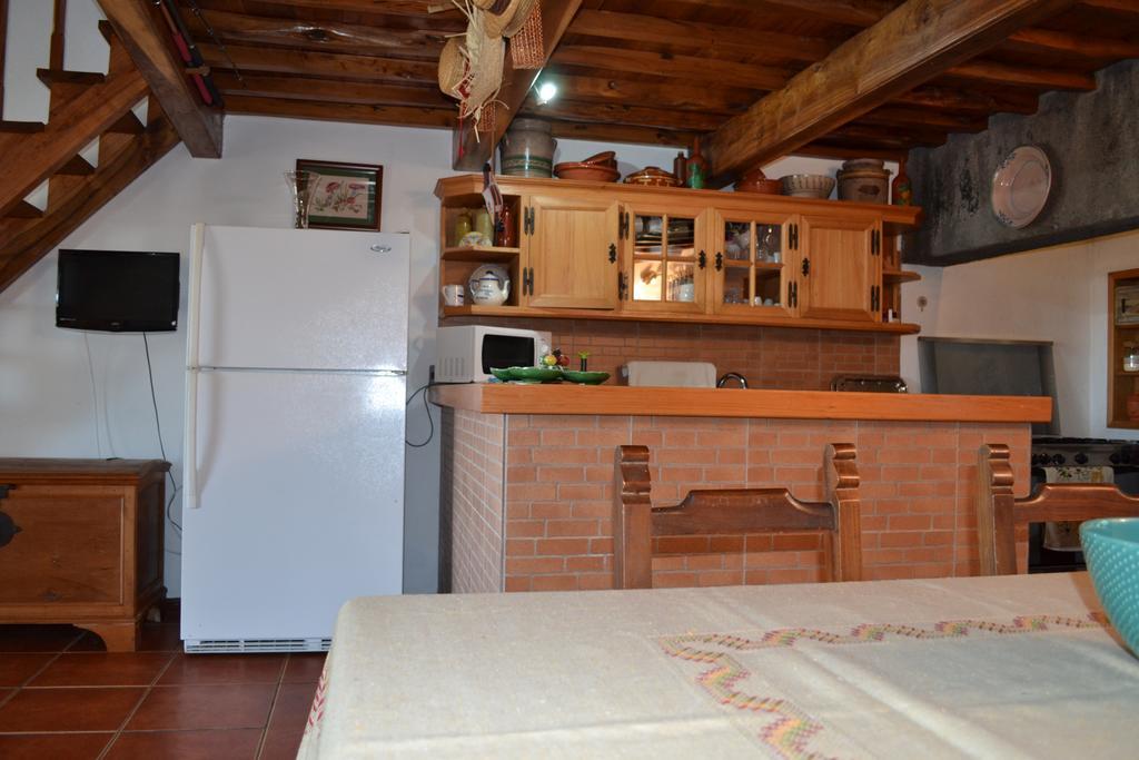 Feteira  Casa Doce Mar 게스트하우스 외부 사진