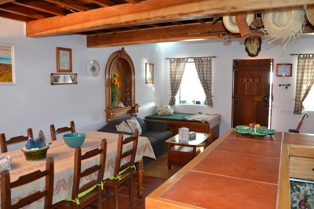 Feteira  Casa Doce Mar 게스트하우스 외부 사진